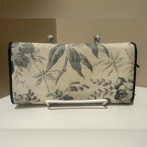 Gucci Marmont Floral Bow Navy Continental Wallet - Picture 2 of 13